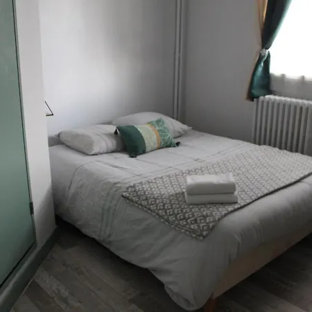 Hotel Le Relais Du Coup De Pompe Rots